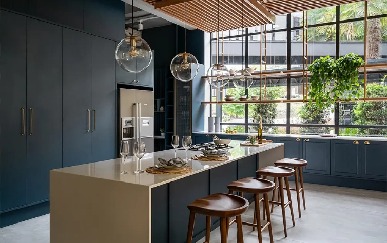 Cozinhas planejadas deixam o seu lar ainda mais funcional.